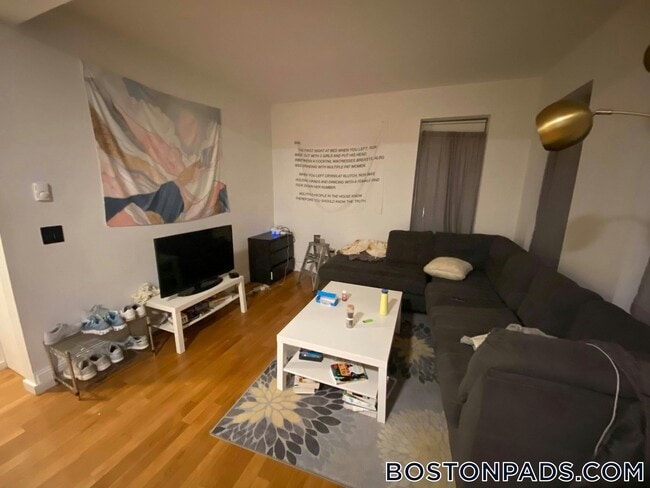 Photo - 776 Columbus Ave Unidad 3