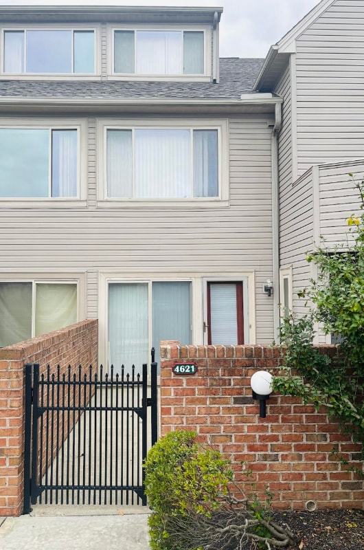 Building Photo - 4621 N Progress Ave