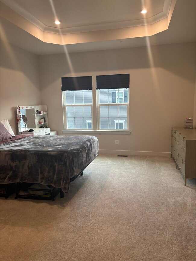 Photo - 16573 Fife Wy