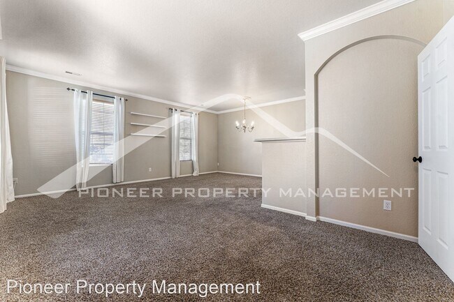 Photo - 3 br, 2.5 bath House - 12784 Jasmine St Un...