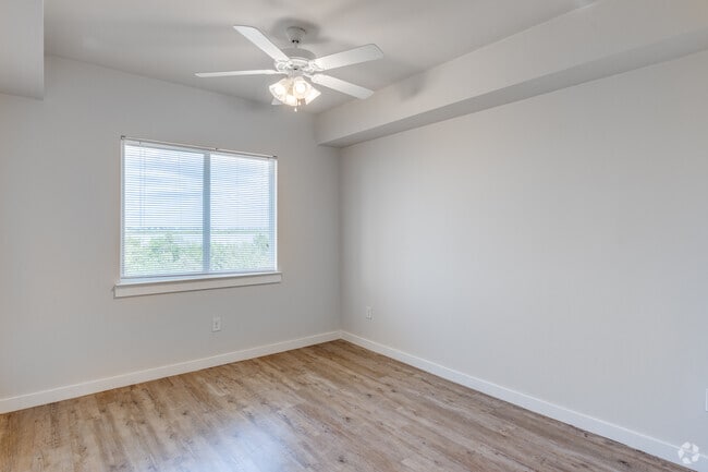 3BR, 2BA - 1,334SF - Bedroom - The Quarry