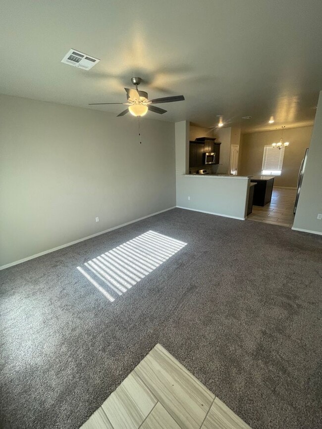 Photo - 7101 Meridian St