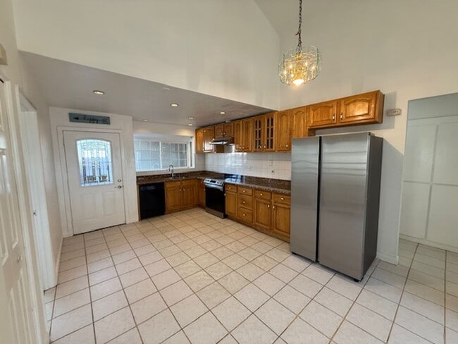 Photo - 3 Bedroom, 2 Bath Home with large yard and courtyard near Lake Cunningham Park...available now!