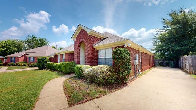 Photo - Creampuff in Copperfield!