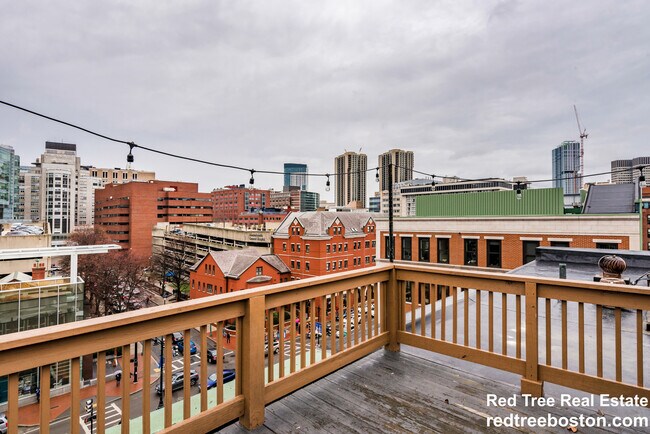 Photo - 5 Grove St Unit 2