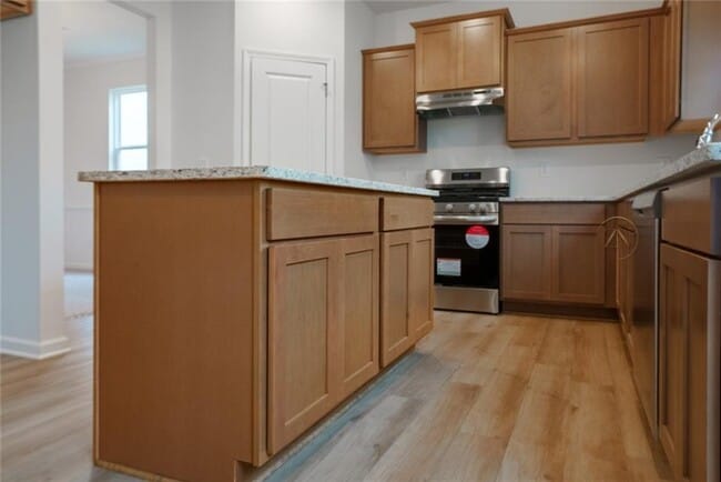 Photo - 233 Bloomfield Cir