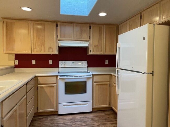 Photo - 430 W Crystal Dr