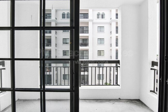 Photo - 233 S Federal Hwy Unidad 604