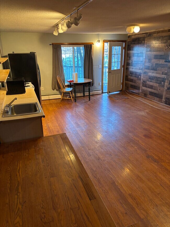 Photo - 173 Great Hill Pond Rd Unidad A