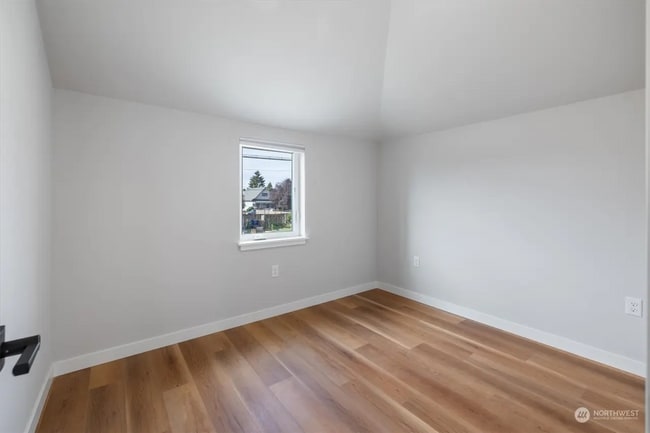 Photo - 6442 S Lawrence St