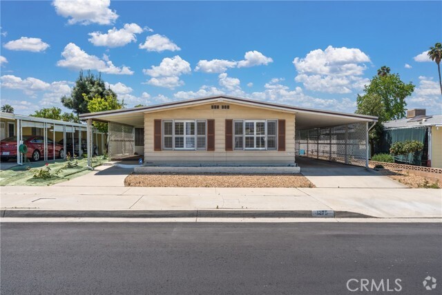 Building Photo - 1275 W Johnston Ave Rental