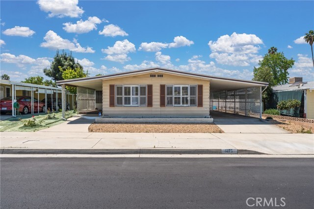 Photo - 1275 W Johnston Ave House