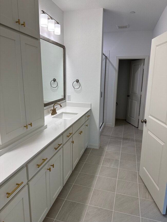 Photo - 15792 Millwood Trl