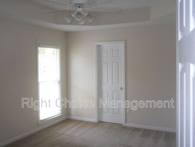 2990 Slippery Rock Ct