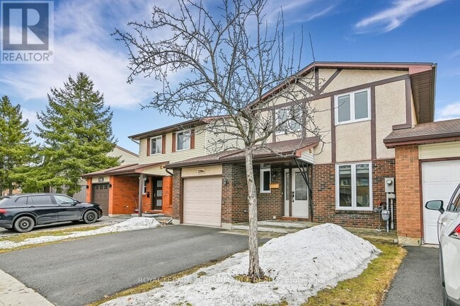 Photo - 1286 Cedarcroft Crescent