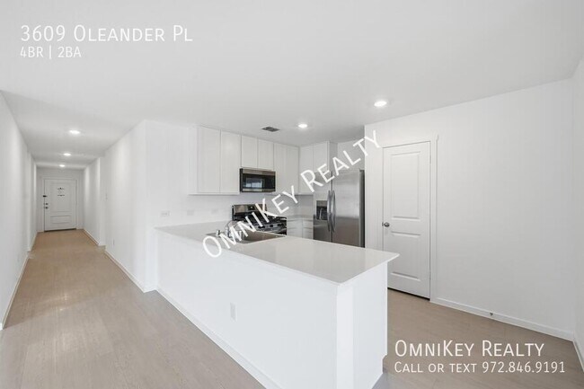 Photo - 3609 Oleander Pl