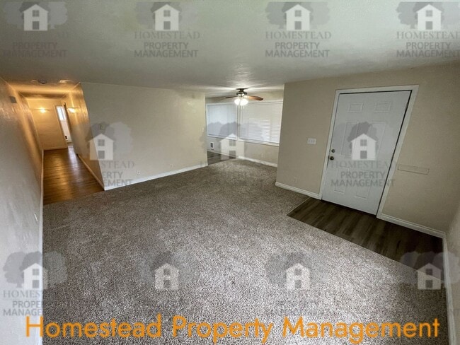 Photo - 1926-1928-1928 McCoy Ave NE