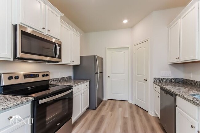 Photo - 10429 Sweetwater Creek Dr