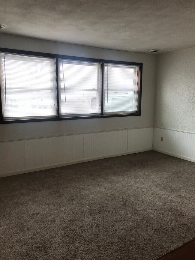 Photo - 909 E Vine St Unit #104