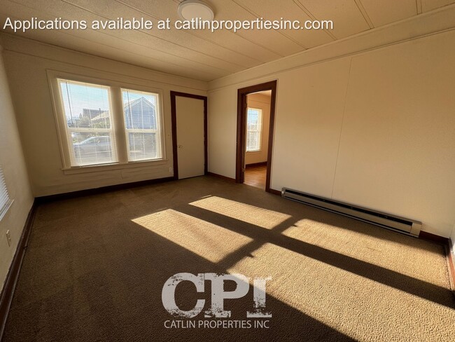 Photo - MOVE IN SPECIAL- $99 FIRST MONTH RENT!