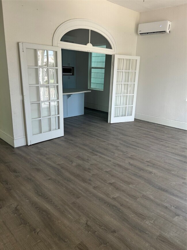 Photo - 1523 21st St Unit 2