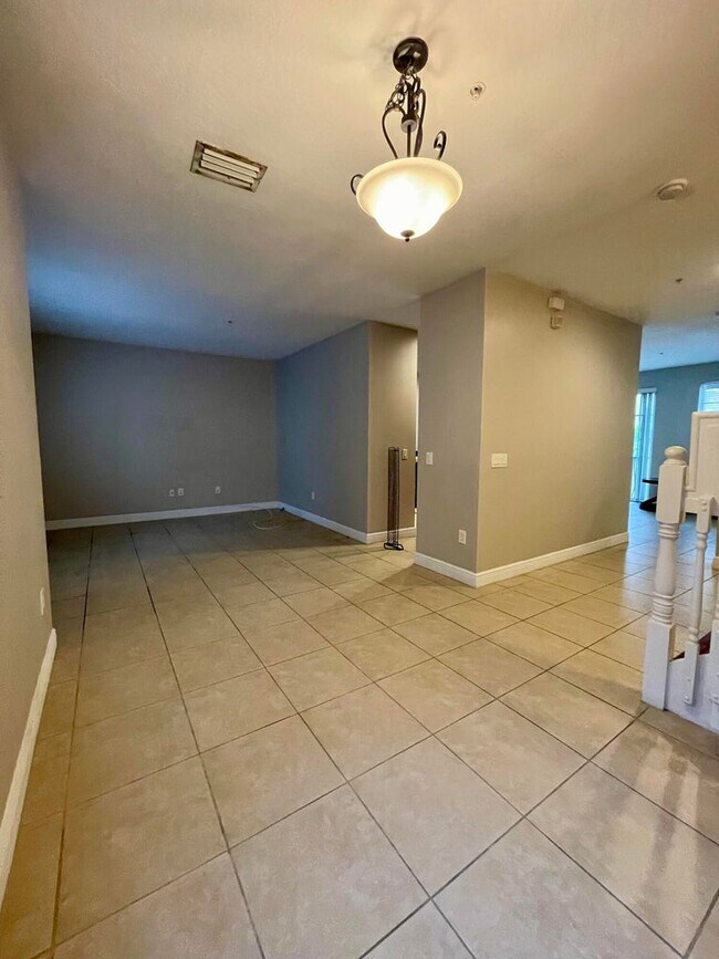 Photo - 3613 NW 5th Ter