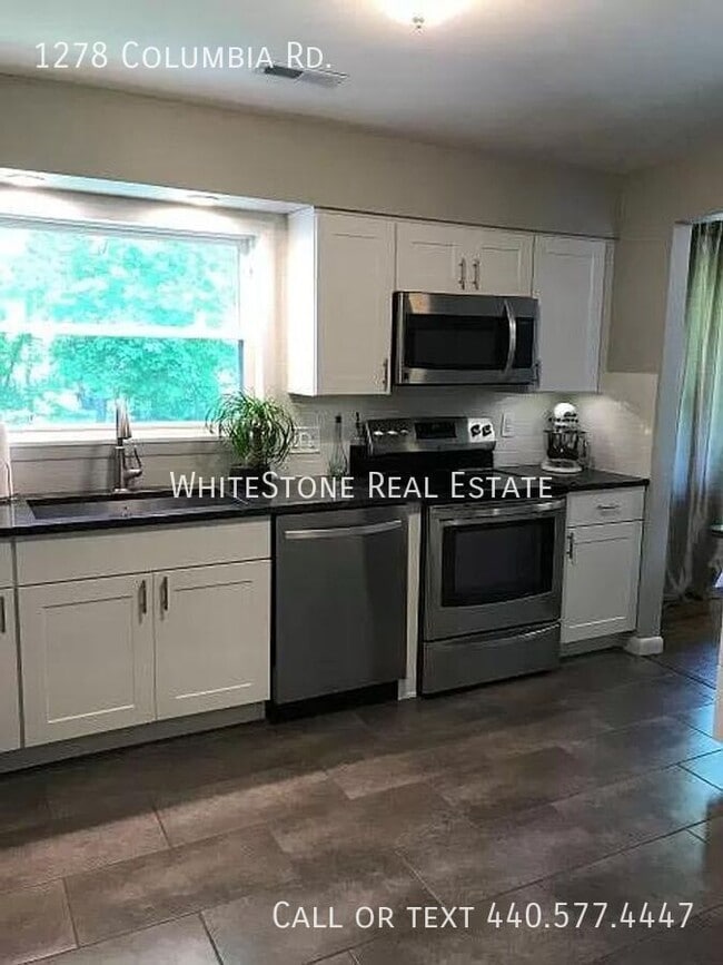 Photo - 1278 Columbia Rd