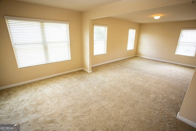 Photo - 141 Westin Way