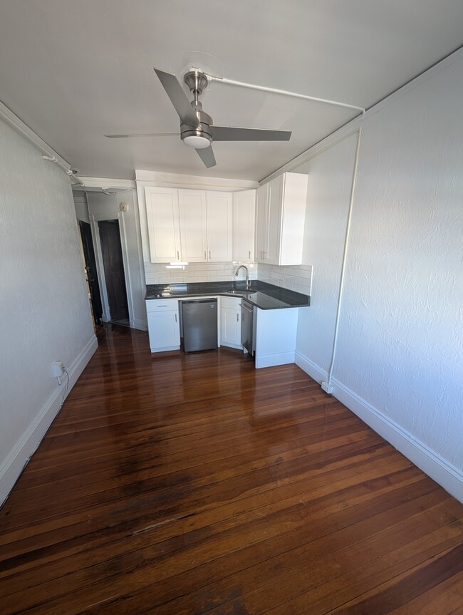 Photo - 103 Hemenway St