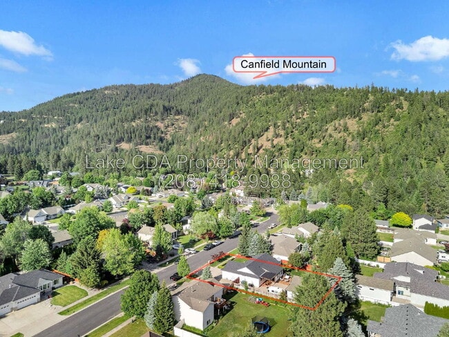 Photo - 2082 E Greenleaf Ln