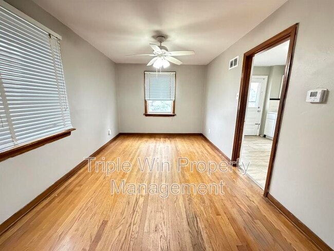 Photo - 8664 Belhaven Dr