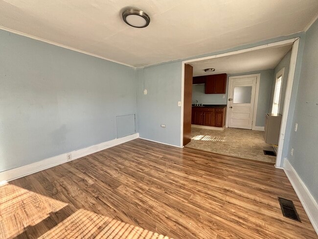 Photo - 15 David St Unit 2