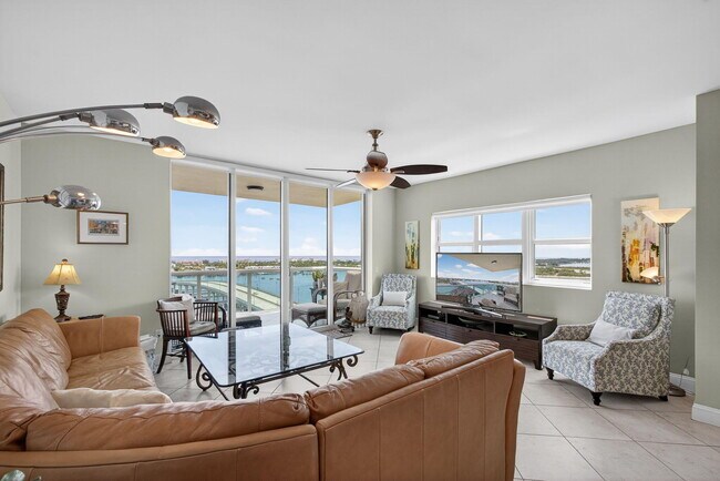 Photo - 2640 Lake Shore Dr Unit 1716