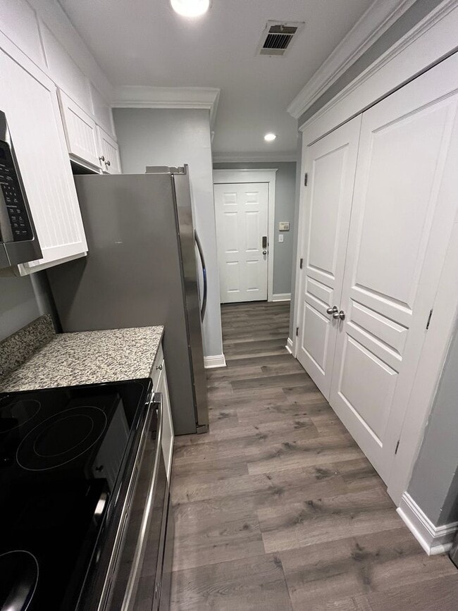 Photo - 3934 Cherokee Woods Way Unit 11-101 - B