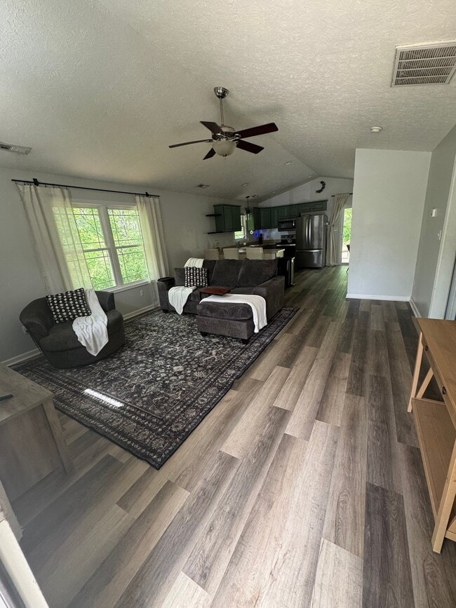 Photo - 4647 Ferncliff Dr