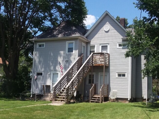 619 W 16th St Unit 2