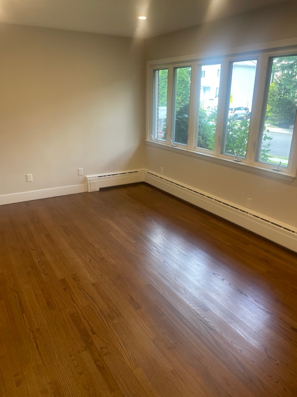 Building Photo - 622 Clawson St Rental