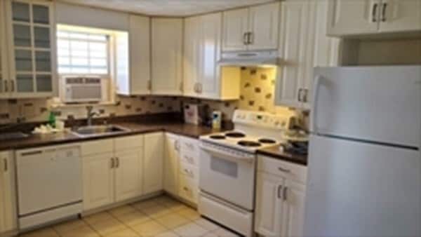 2 Bryon Rd Unit 2