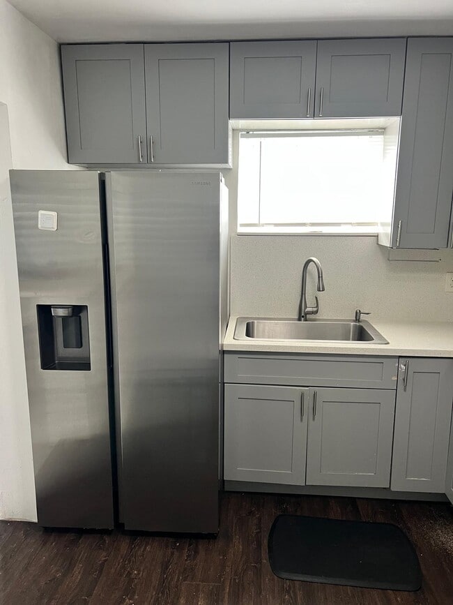 Photo - 620 NE 140th St