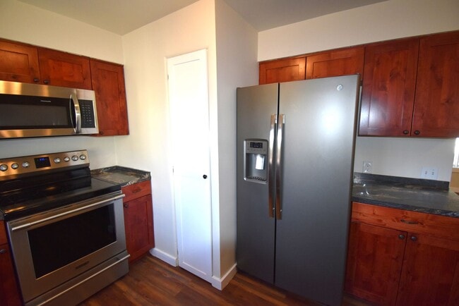 Photo - 1174-1178 Hiatt St Unit 1174 Hiatt St.