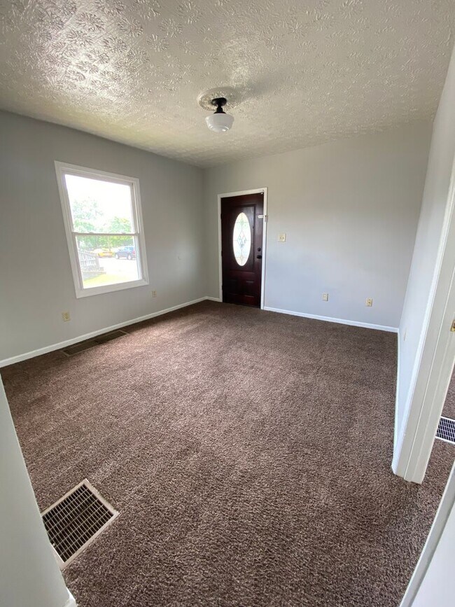 Photo - 512 Fitton Ave