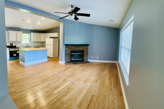 Photo - 26 Sugar Hill Dr