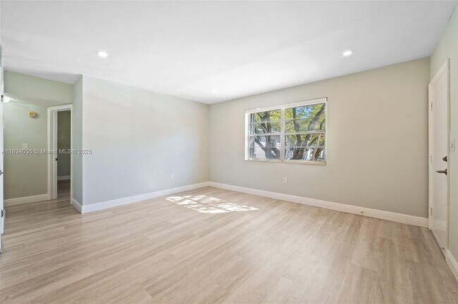 Photo - 7865 SW 57th Ave Unit 48D