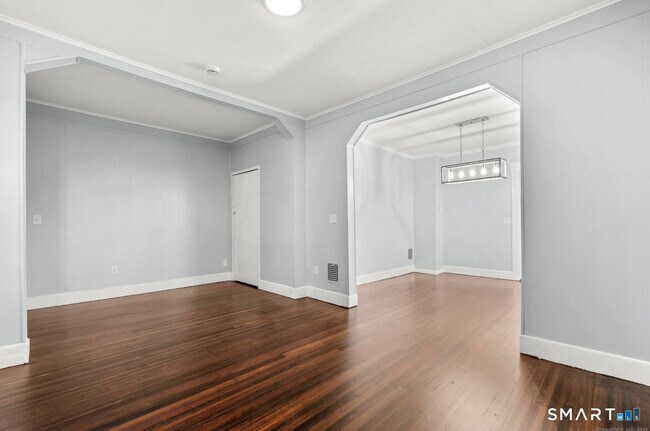 Photo - 292 W Ivy St Unit 1st floor