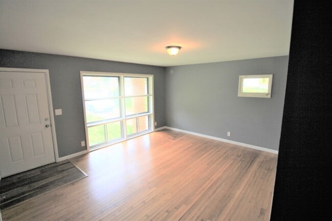 Photo - Available For Immediate Move-In!