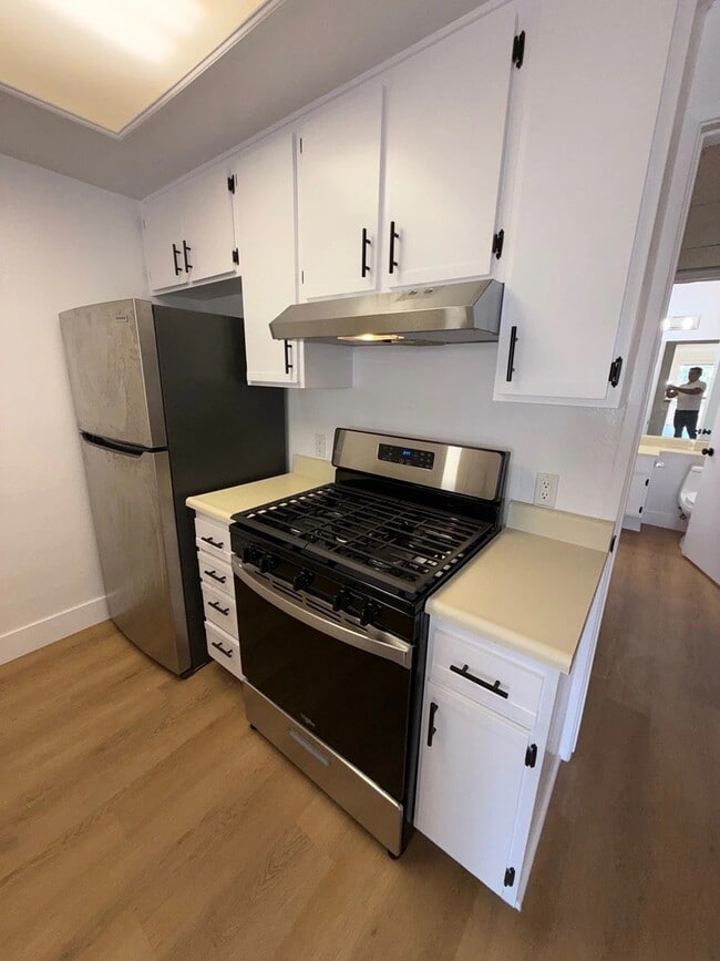 Photo - 1321 N Vista St Unidad 204