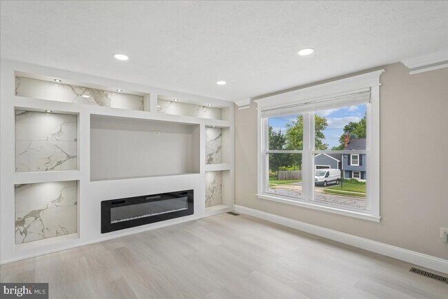 1315 Danberry Dr