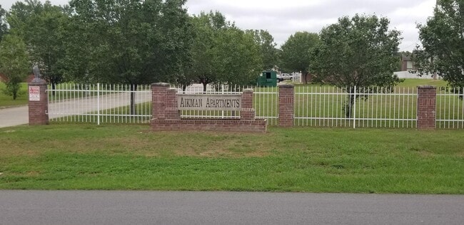 Photo - Aikman Estates