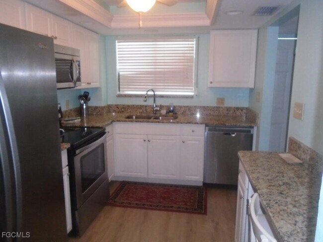 Photo - 2121 Collier Ave Unit 311