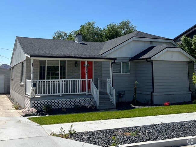 Building Photo - 2650 S 8550 W Rental